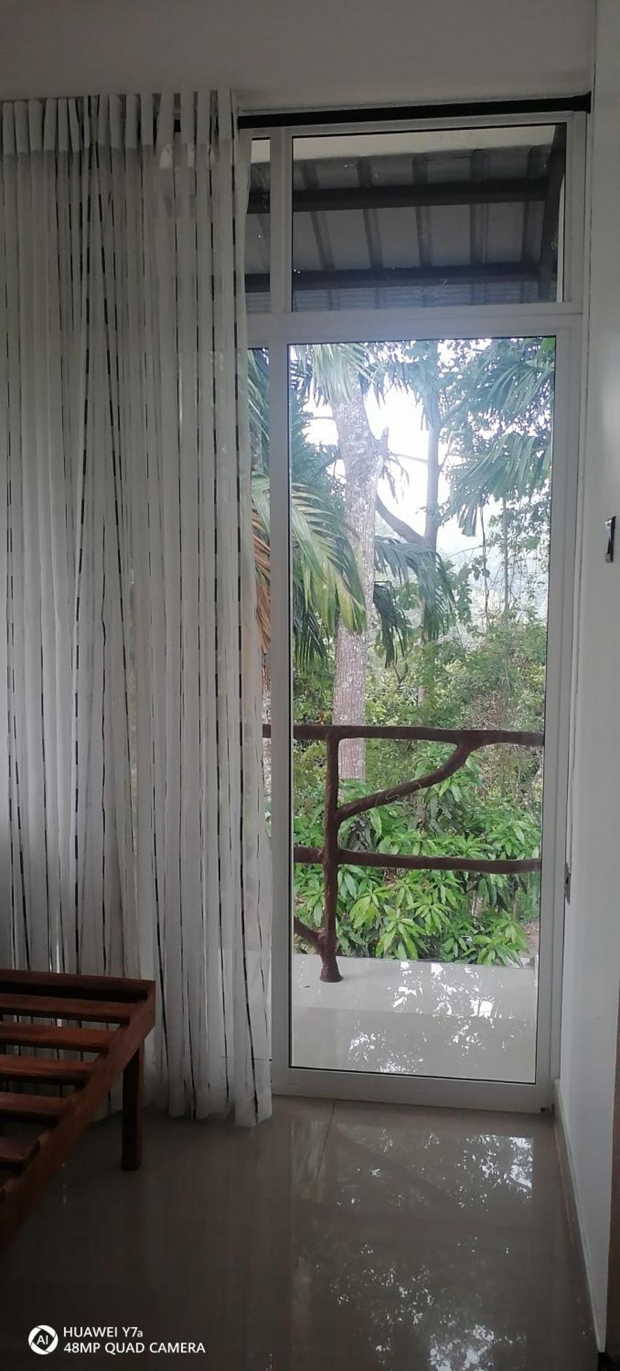 Isuru Homestay Ella Buitenkant foto